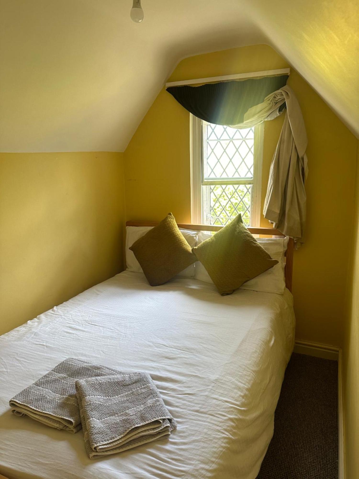 Trowbridge Lodge Екстериор снимка
